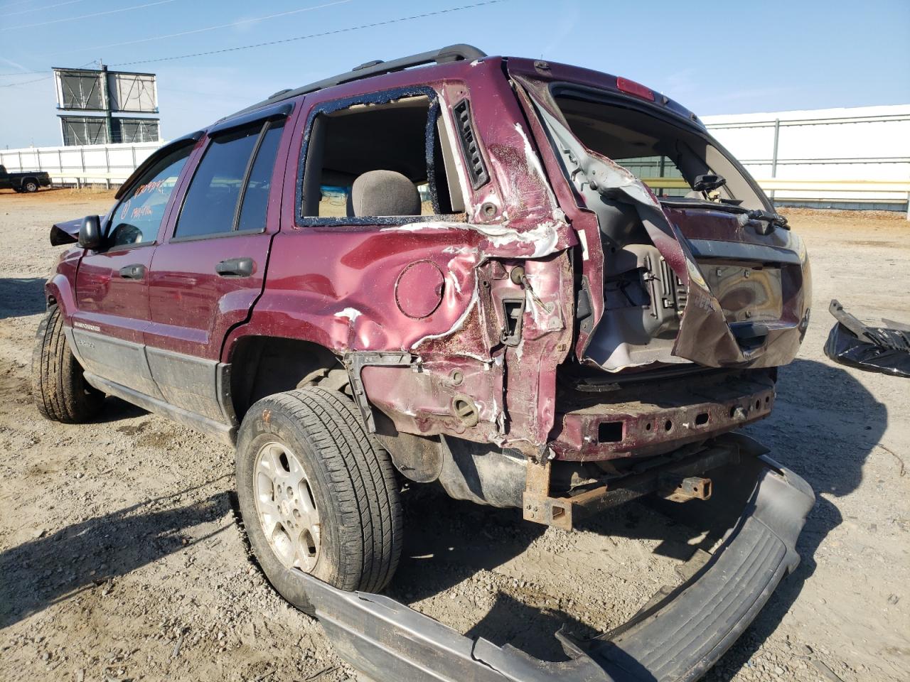 Photo 3 from auction – 2001 JEEP GRAND CHER with VIN 1J4GW48SX1C657666