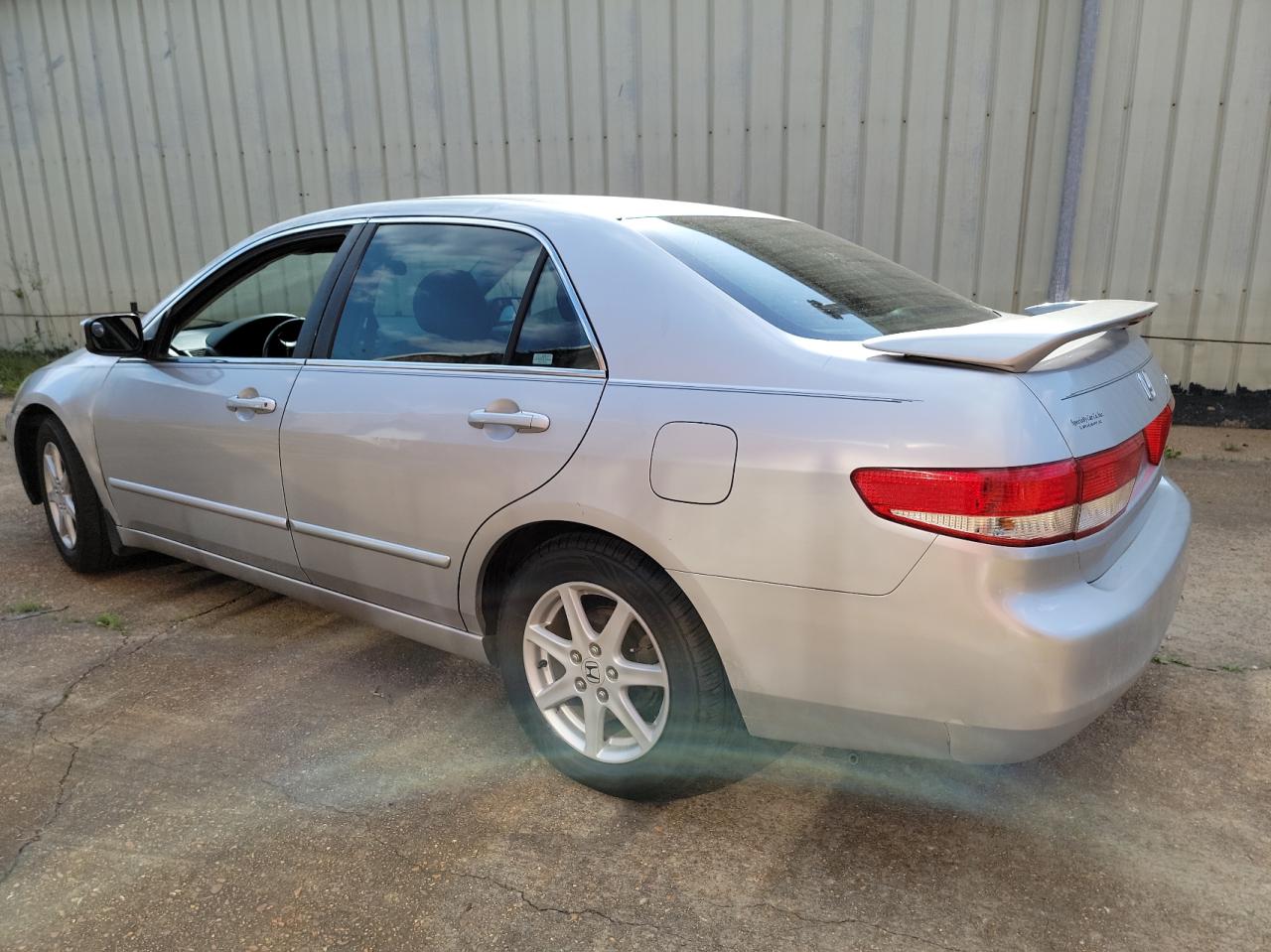Photo 3 from auction – 2003 HONDA ACCORD EX with VIN 1HGCM66583A038003