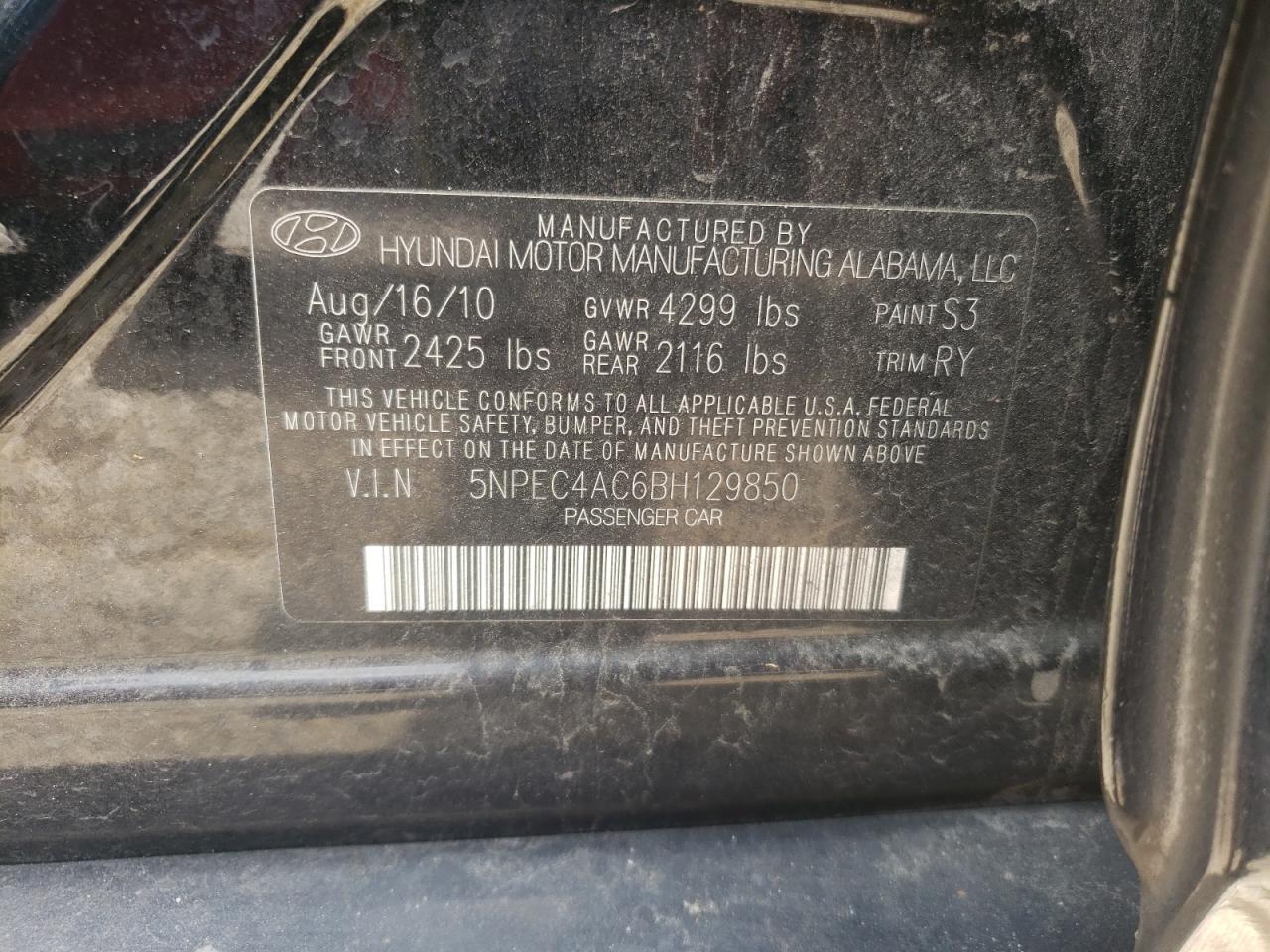 Photo 10 from auction – 2011 HYUNDAI SONATA SE with VIN 5NPEC4AC6BH129850