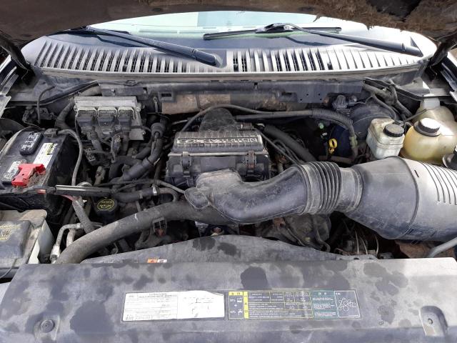 Photo 7 from auction – 2005 FORD EXPEDITION with VIN 1FMFU185X5LA73253