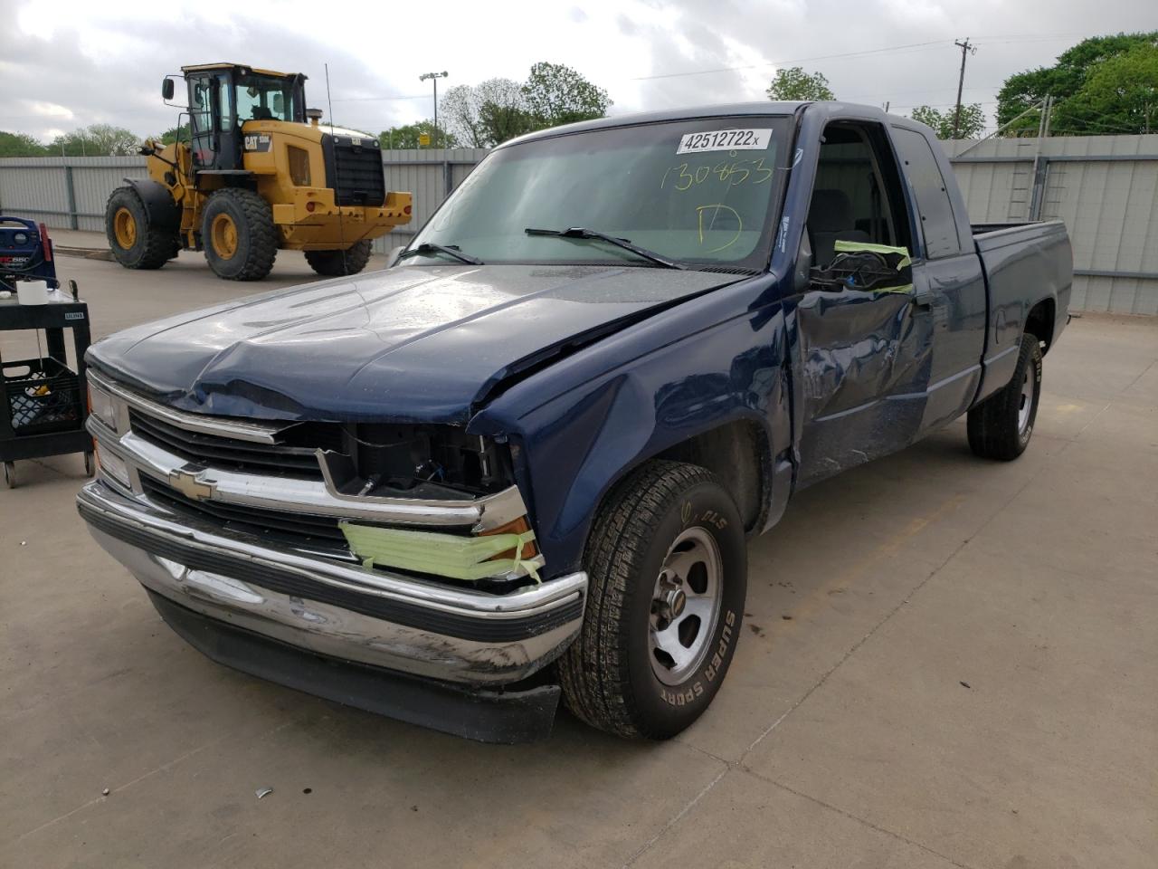 Photo 2 from auction – 1999 CHEVROLET GMT-400 C1 with VIN 1GCEC19R7XR130853