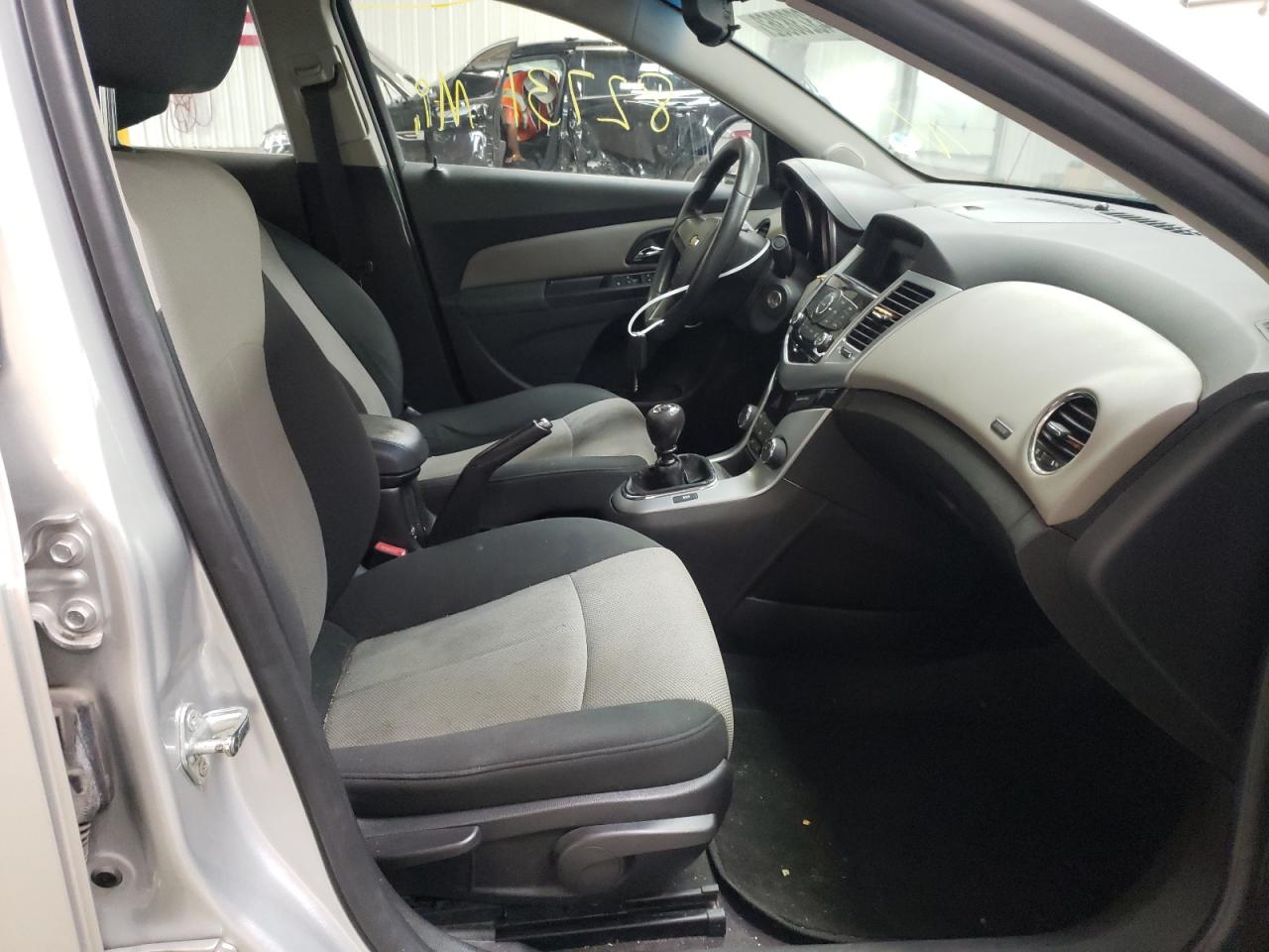 Photo 5 from auction – 2011 CHEVROLET CRUZE LS with VIN 1G1PD5SH8B7300648