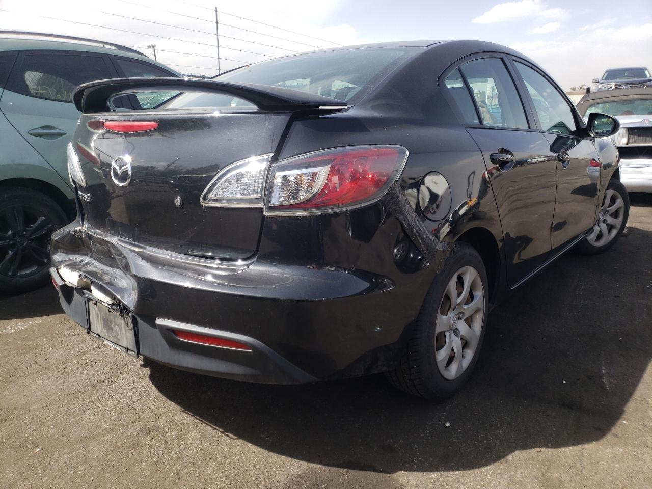 Photo 4 from auction – 2011 MAZDA 3 I with VIN JM1BL1UF9B1402259