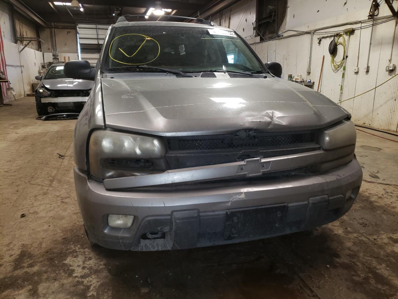Photo 9 from auction – 2005 CHEVROLET TRAILBLAZE with VIN 1GNET16M356143372