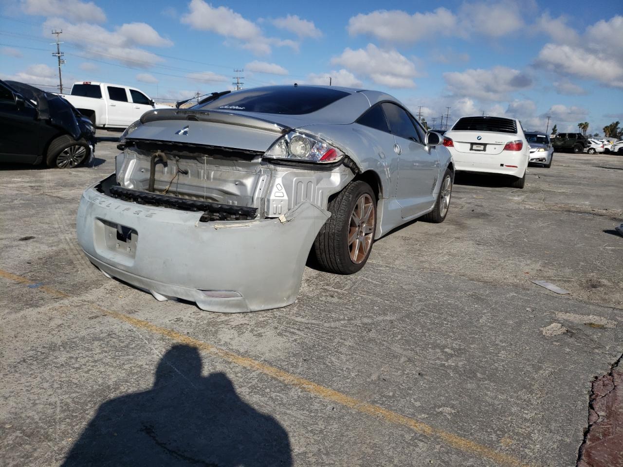 Photo 4 from auction – 2006 MITSUBISHI ECLIPSE SE with VIN 4A3AK44TX6E031999