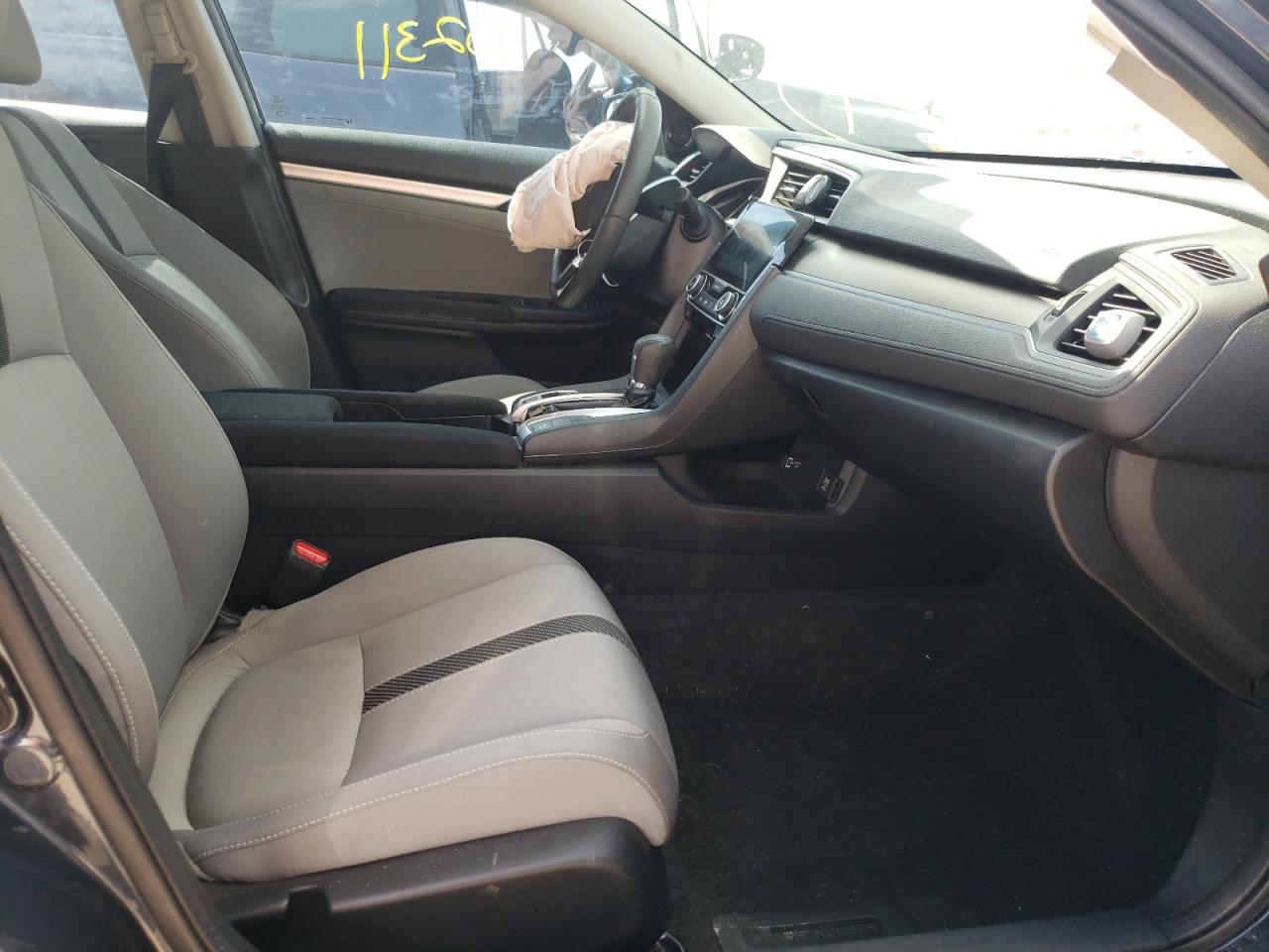 Photo 5 from auction – 2016 HONDA CIVIC EX with VIN 19XFC1F38GE003626