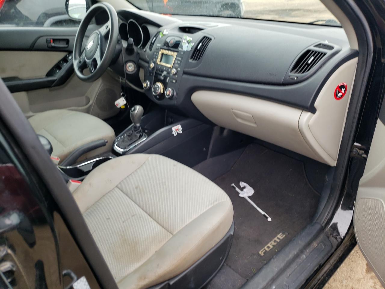 Photo 5 from auction – 2012 KIA FORTE EX with VIN KNAFU4A25C5495046