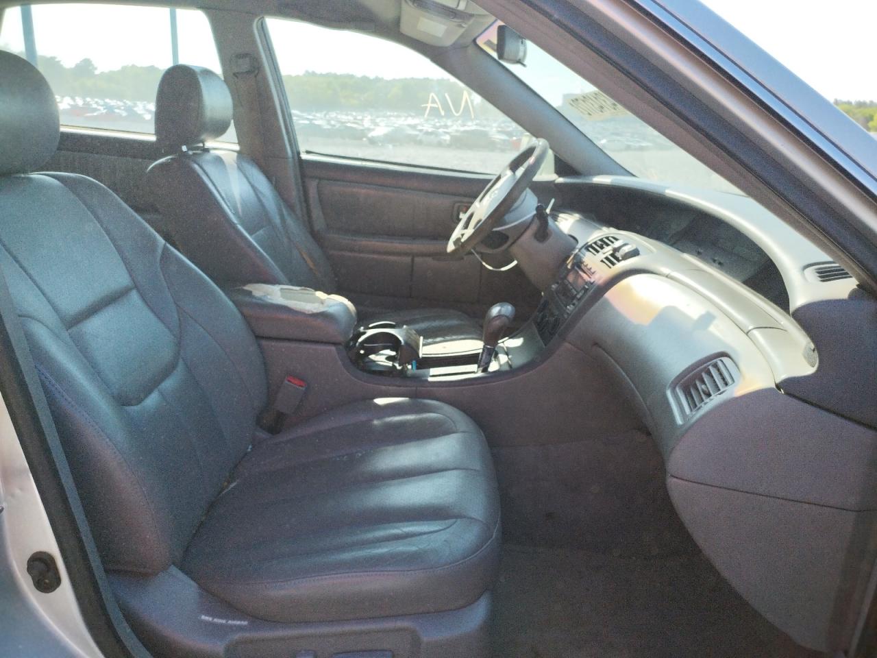 Photo 5 from auction – 2003 TOYOTA AVALON XL with VIN 4T1BF28B23U277170