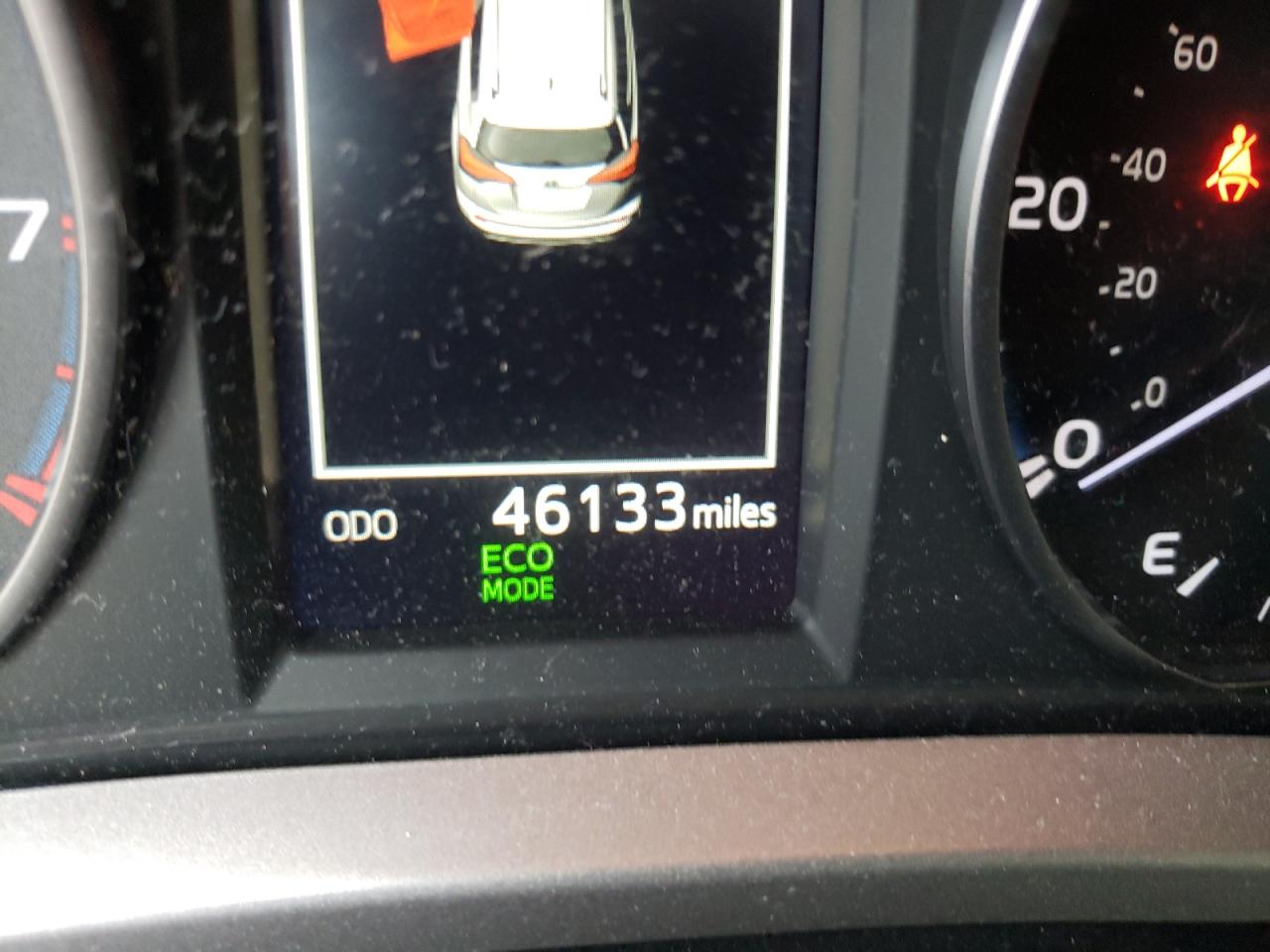 Photo 8 from auction – 2018 TOYOTA RAV4 ADVEN with VIN JTMWFREVXJD122988