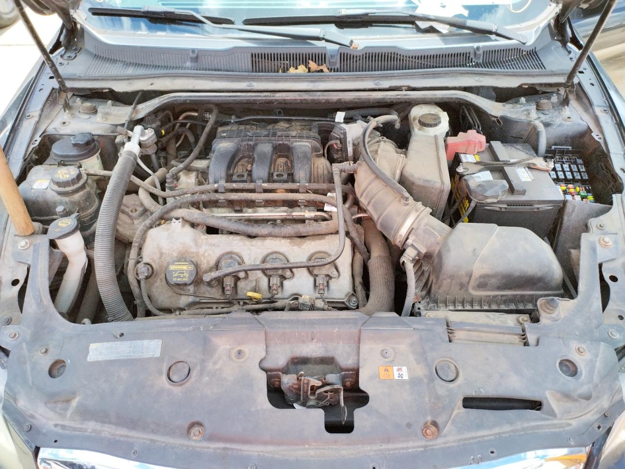 Photo 7 from auction – 2010 FORD TAURUS SEL with VIN 1FAHP2HW9AG139223