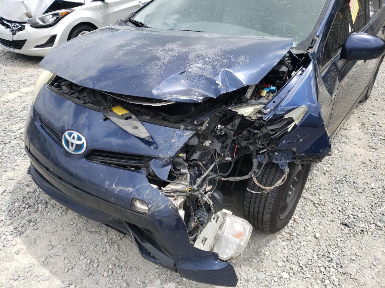 Photo 9 from auction – 2013 TOYOTA PRIUS with VIN JTDKN3DU5D1687680