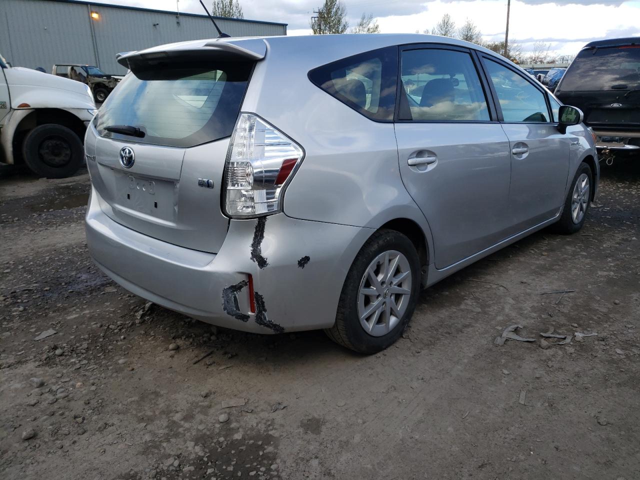 Photo 4 from auction – 2012 TOYOTA PRIUS V with VIN JTDZN3EU1C3178282