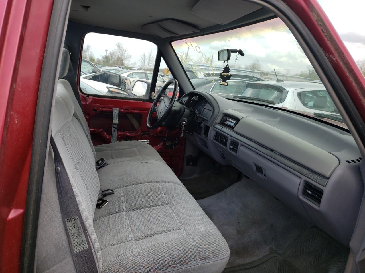 Photo 5 from auction – 1994 FORD F150 with VIN 1FTEF15Y1RNB59781