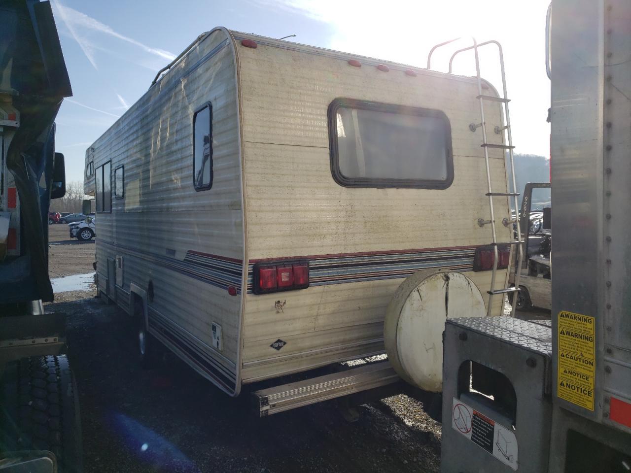 Photo 3 from auction – 1987 FORD ECONOLINE with VIN 1FDKE30L7HHB30730