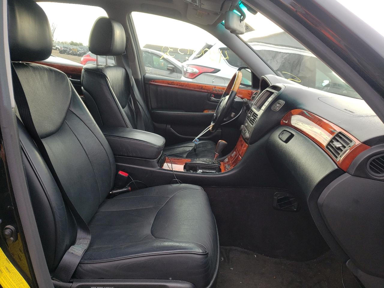 Photo 5 from auction – 2005 LEXUS LS 430 with VIN JTHBN36F255013042