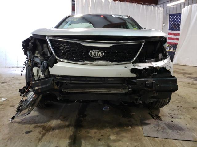 Photo 9 from auction – 2014 KIA SORENTO LX with VIN 5XYKTCA61EG541452