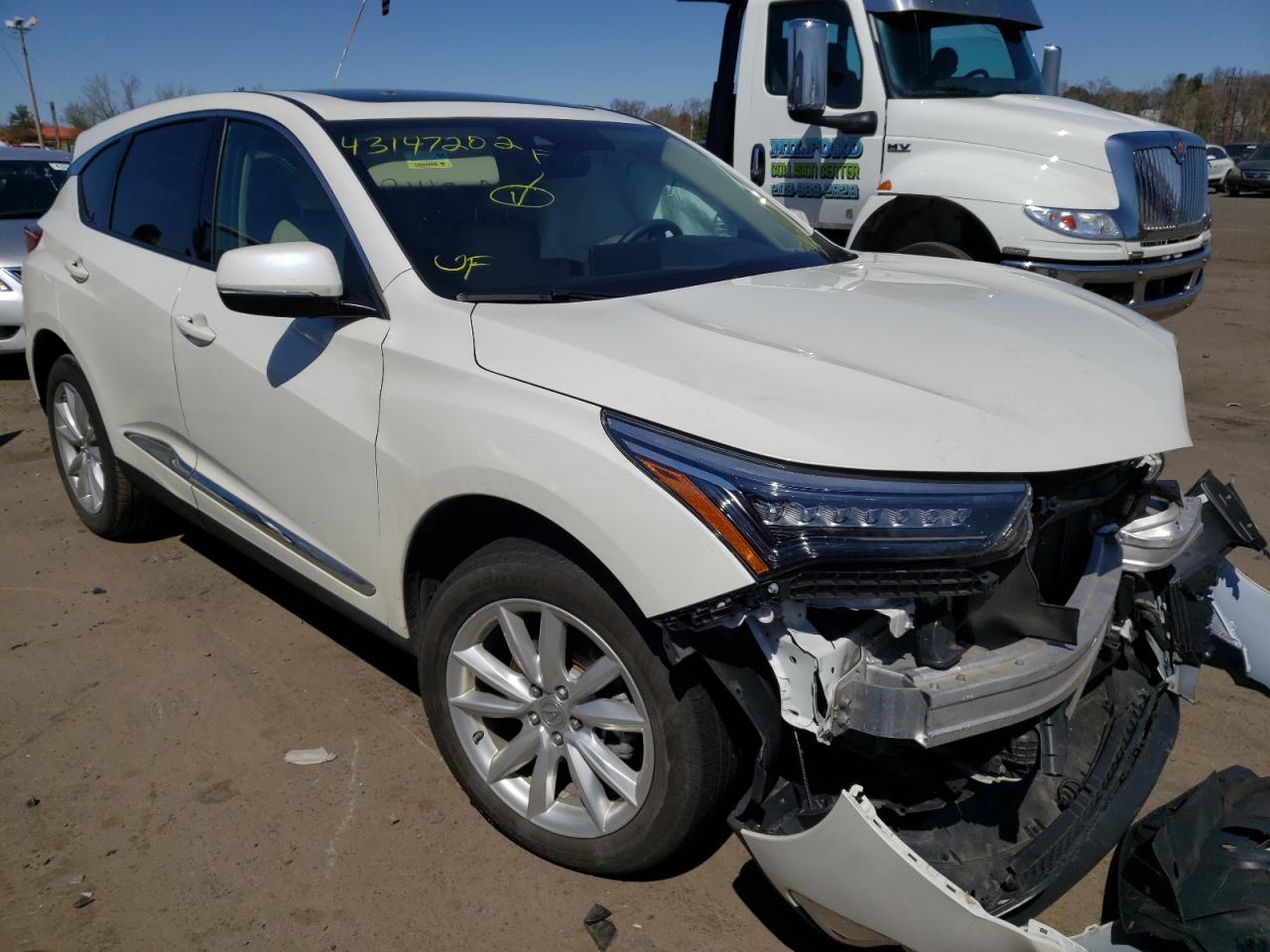 ACURA RDX 2019 with VIN 5J8TC2H30KL017401 - Photo from auction