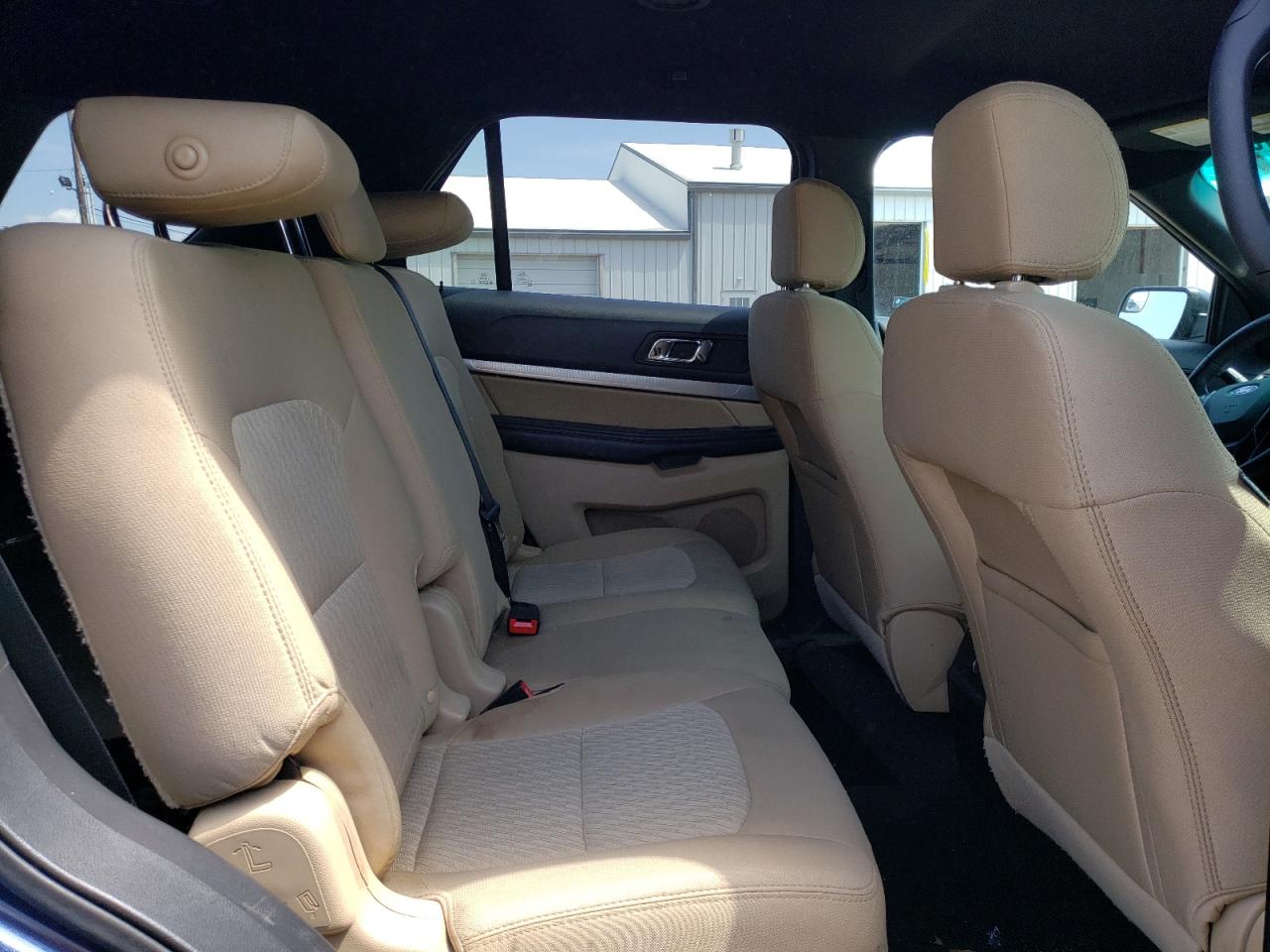 Photo 6 from auction – 2016 FORD EXPLORER with VIN 1FM5K8B83GGA33587