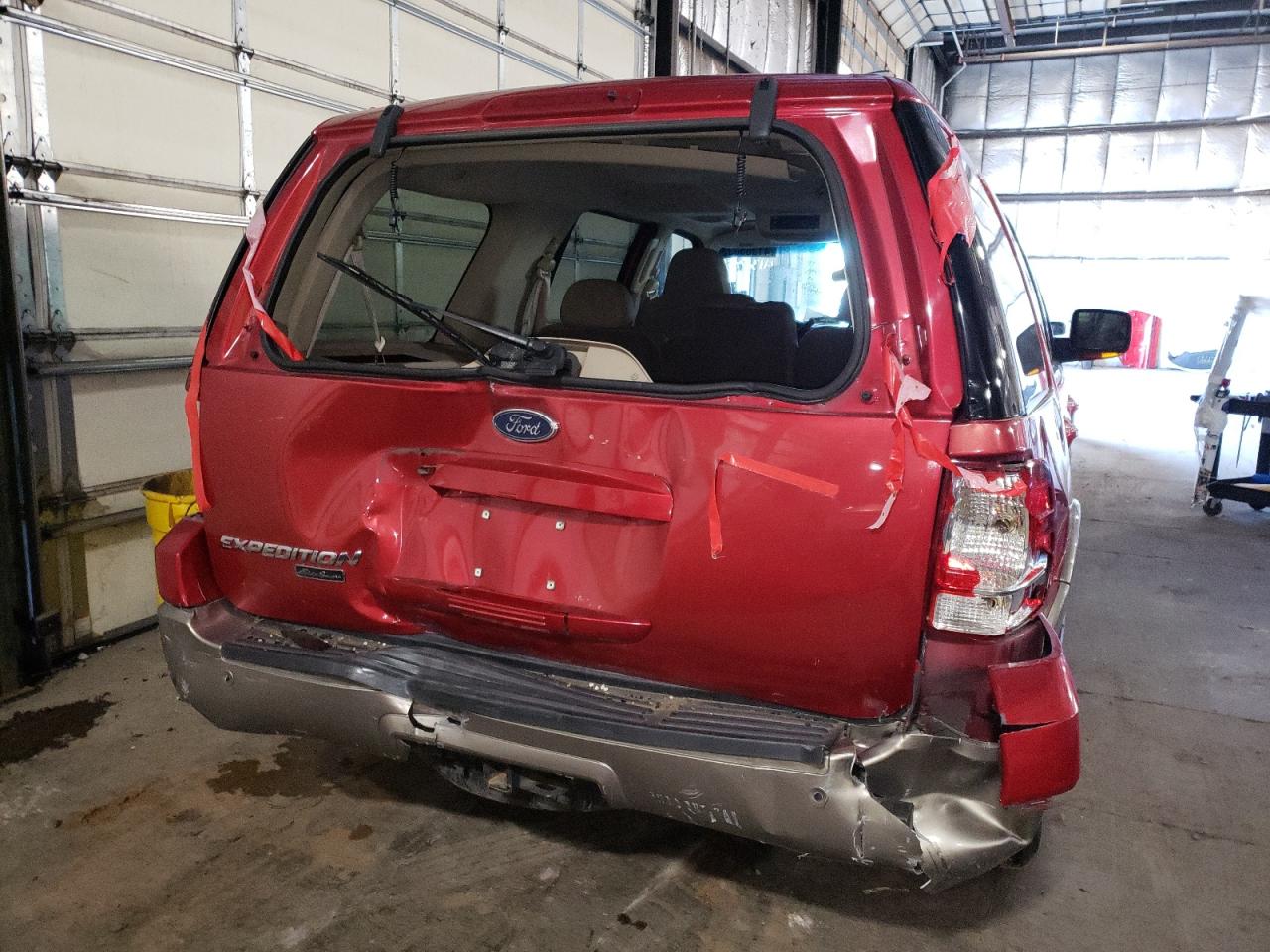 Foto 20 de la subasta – 2003 FORD EXPEDITION con VIN 1FMFU18L13LB13554