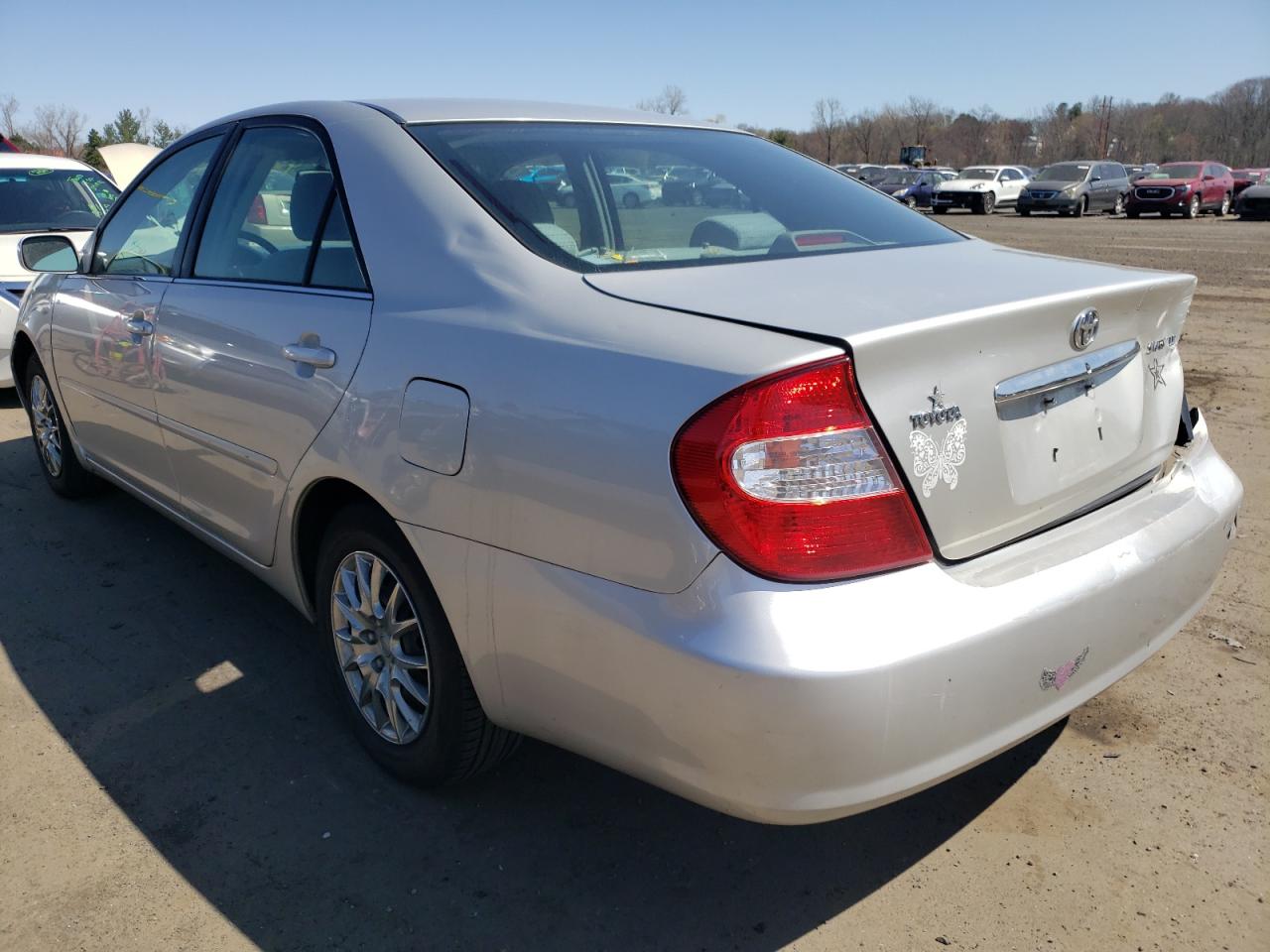 Photo 3 from auction – 2003 TOYOTA CAMRY LE with VIN 4T1BE32K13U759906