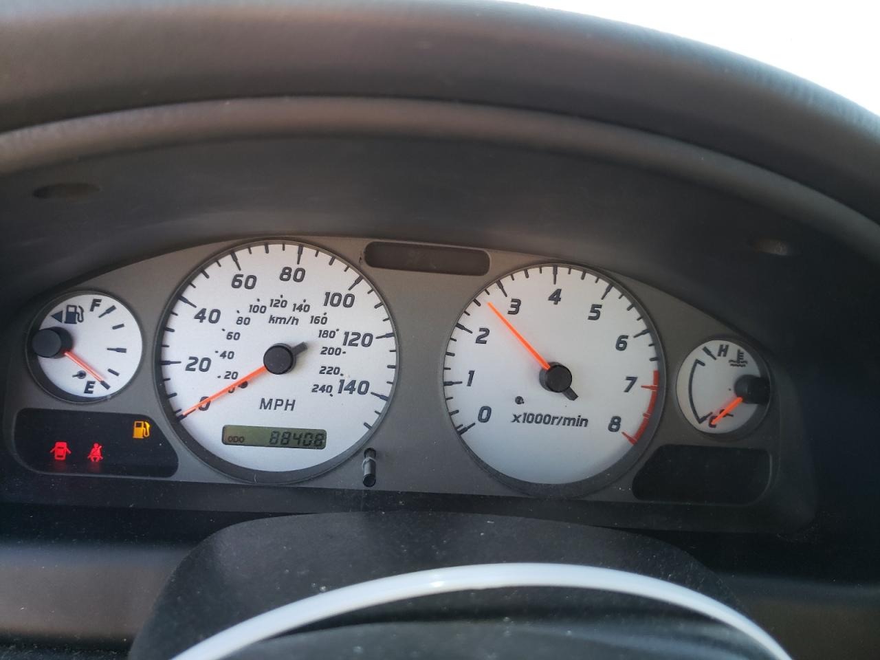 Photo 8 from auction – 2001 NISSAN SENTRA with VIN 3N1BB51D71L131077