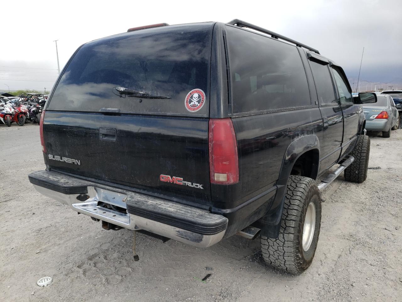 Photo 4 from auction – 1997 GMC SUBURBAN with VIN 3GKFK16RXVG501467