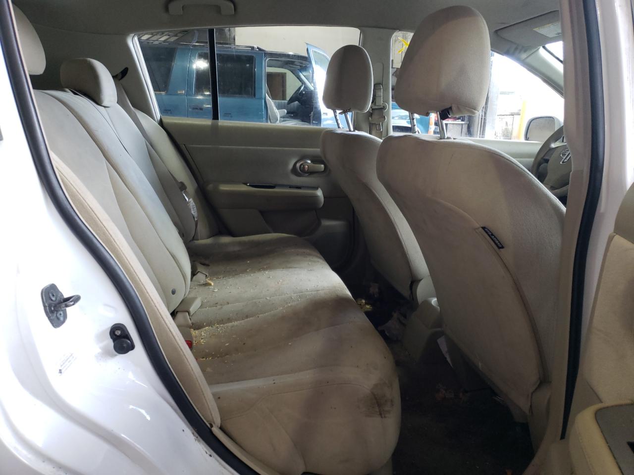 Photo 6 from auction – 2007 NISSAN VERSA S with VIN 3N1BC13E47L441563