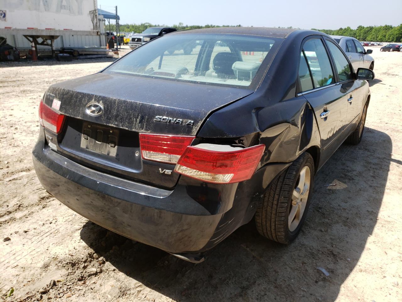 Photo 4 from auction – 2007 HYUNDAI SONATA SE with VIN 5NPEU46F97H208940