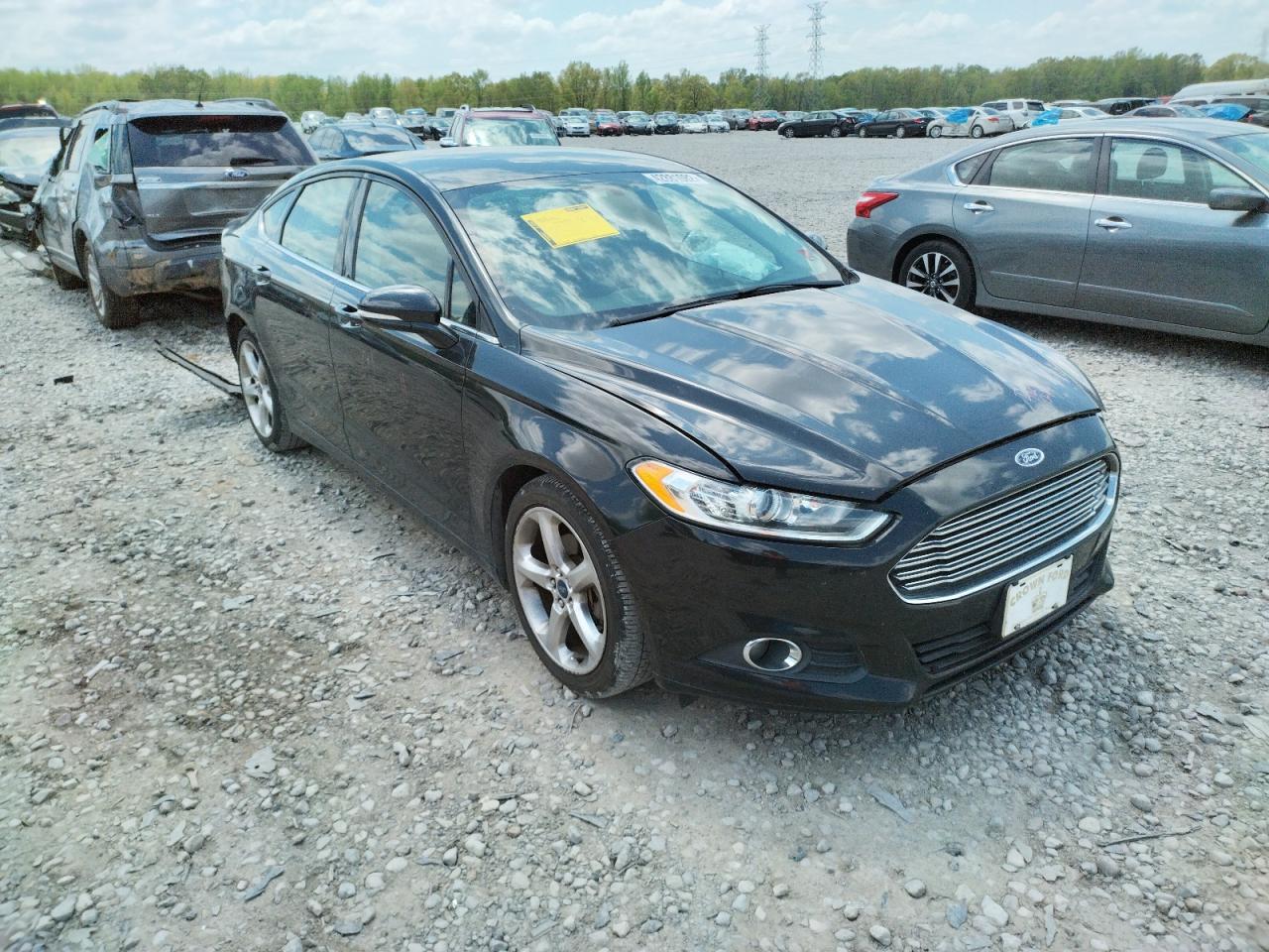 FORD FUSION SE 2015 with VIN 3FA6P0HD4FR127555 - Photo from auction