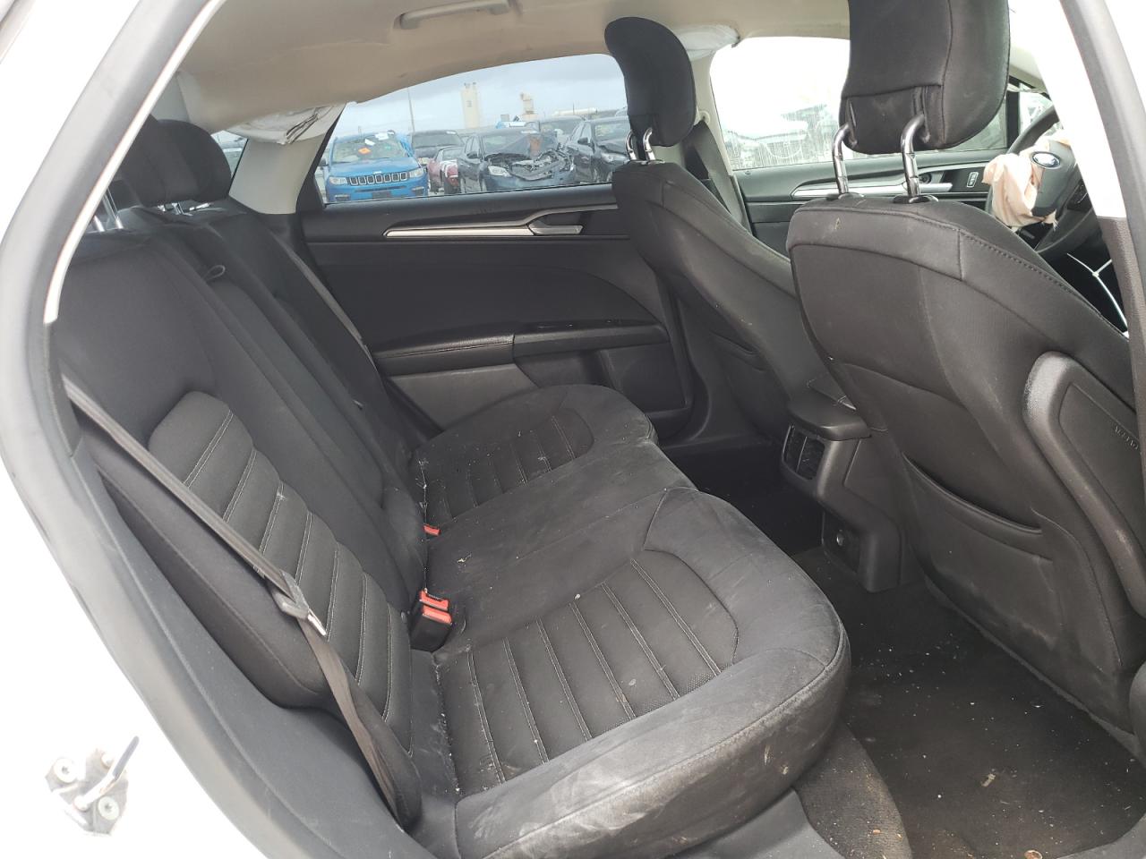 Photo 6 from auction – 2013 FORD FUSION SE with VIN 3FA6P0H71DR185839