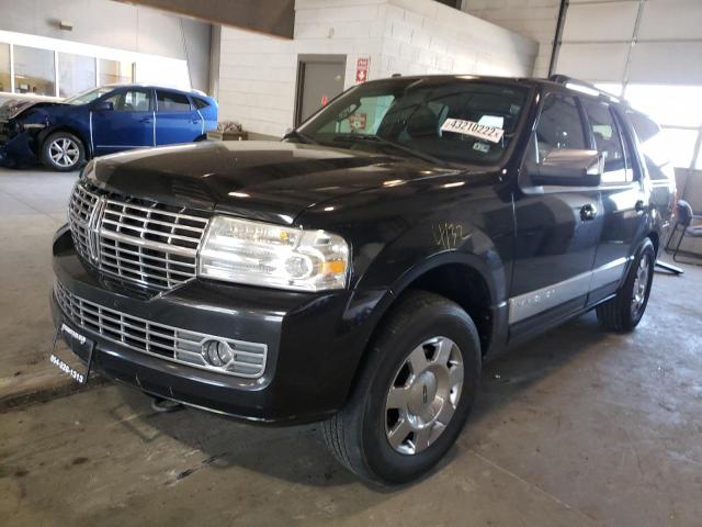 Photo 2 from auction – 2010 LINCOLN NAVIGATOR with VIN 5LMJJ2J52AEJ06888