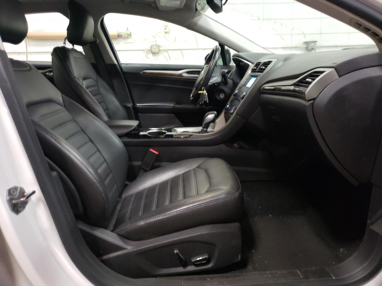 Photo 5 from auction – 2013 FORD FUSION SE with VIN 3FA6P0H93DR361789