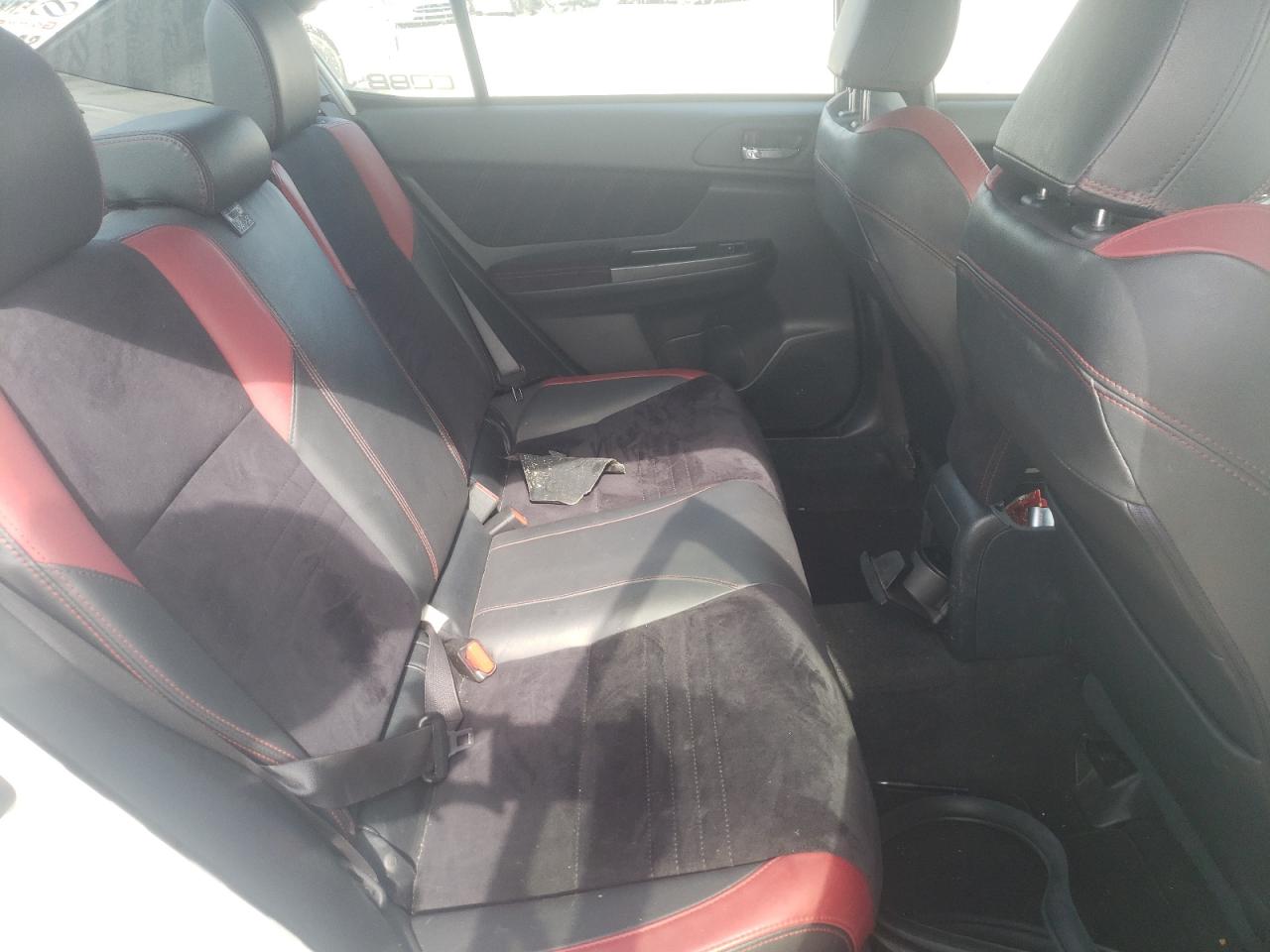 Photo 6 from auction – 2016 SUBARU WRX STI with VIN JF1VA2M69G9806265