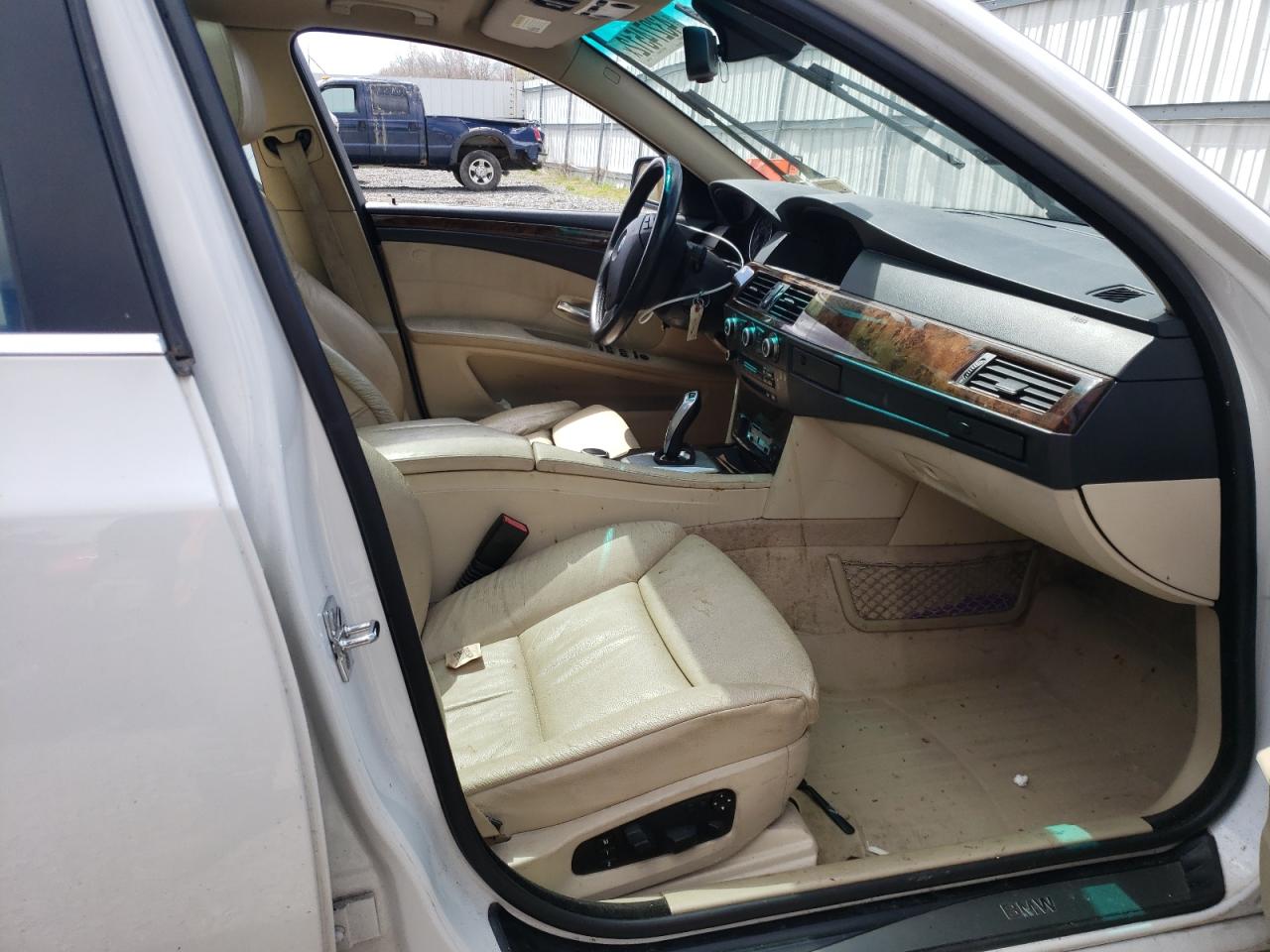 Photo 5 from auction – 2008 BMW 535 XI with VIN WBAPT73598CX01407