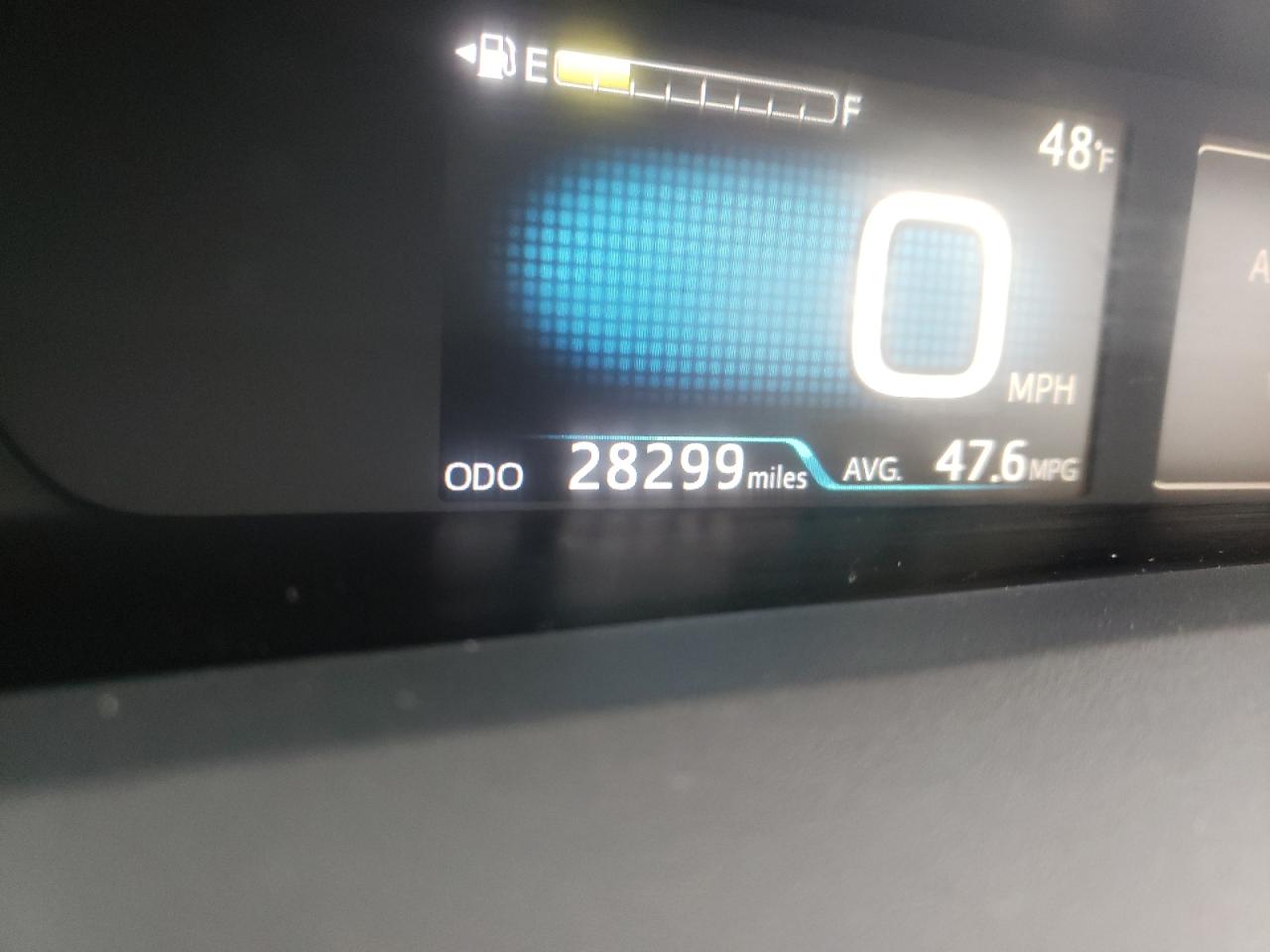 Photo 8 from auction – 2018 TOYOTA PRIUS with VIN JTDKARFUXJ3060484