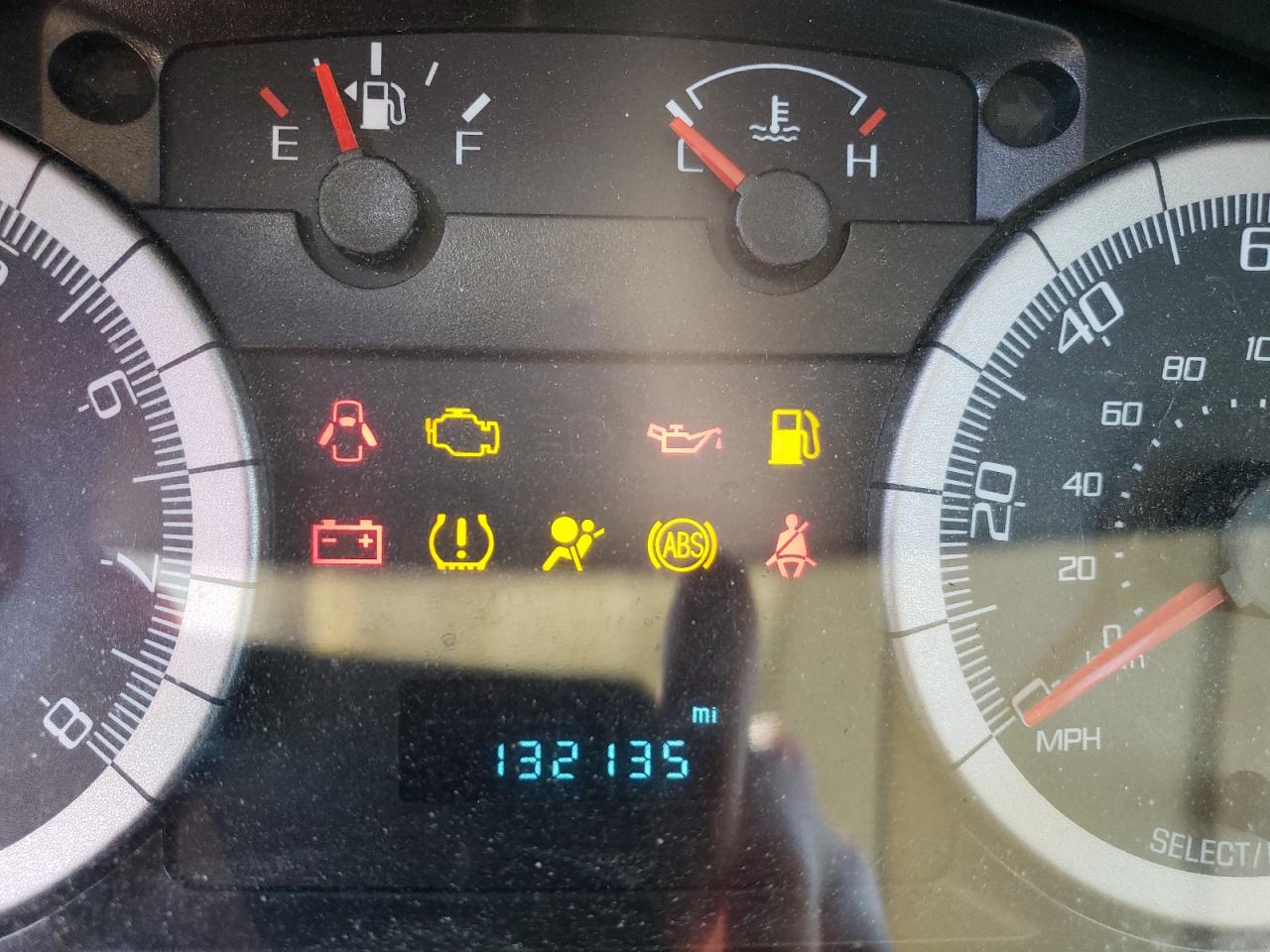 Photo 8 from auction – 2008 FORD ESCAPE XLT with VIN 1FMCU93128KA37878