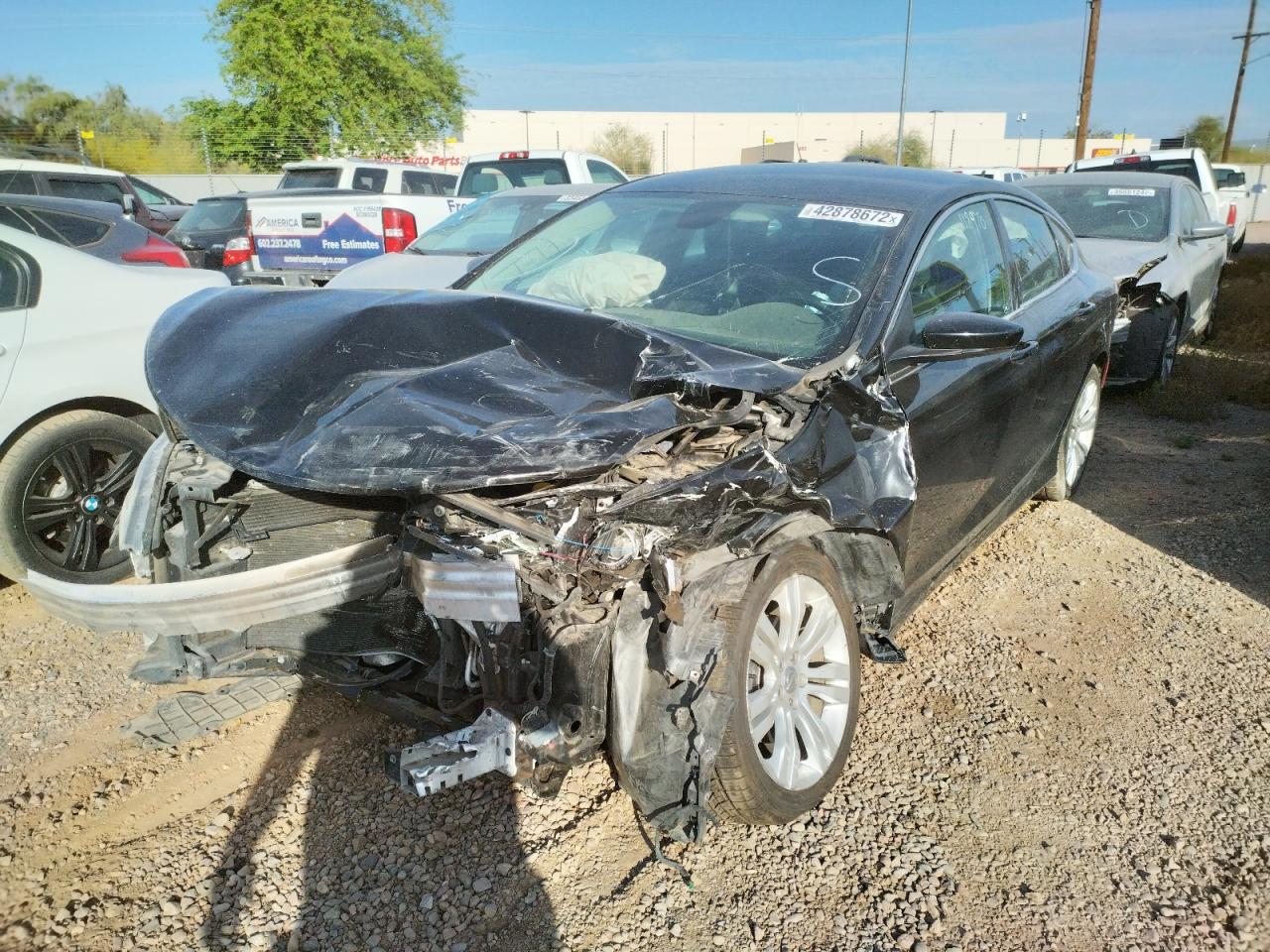 Photo 2 from auction – 2015 CHRYSLER 200 LIMITE with VIN 1C3CCCAB7FN738478