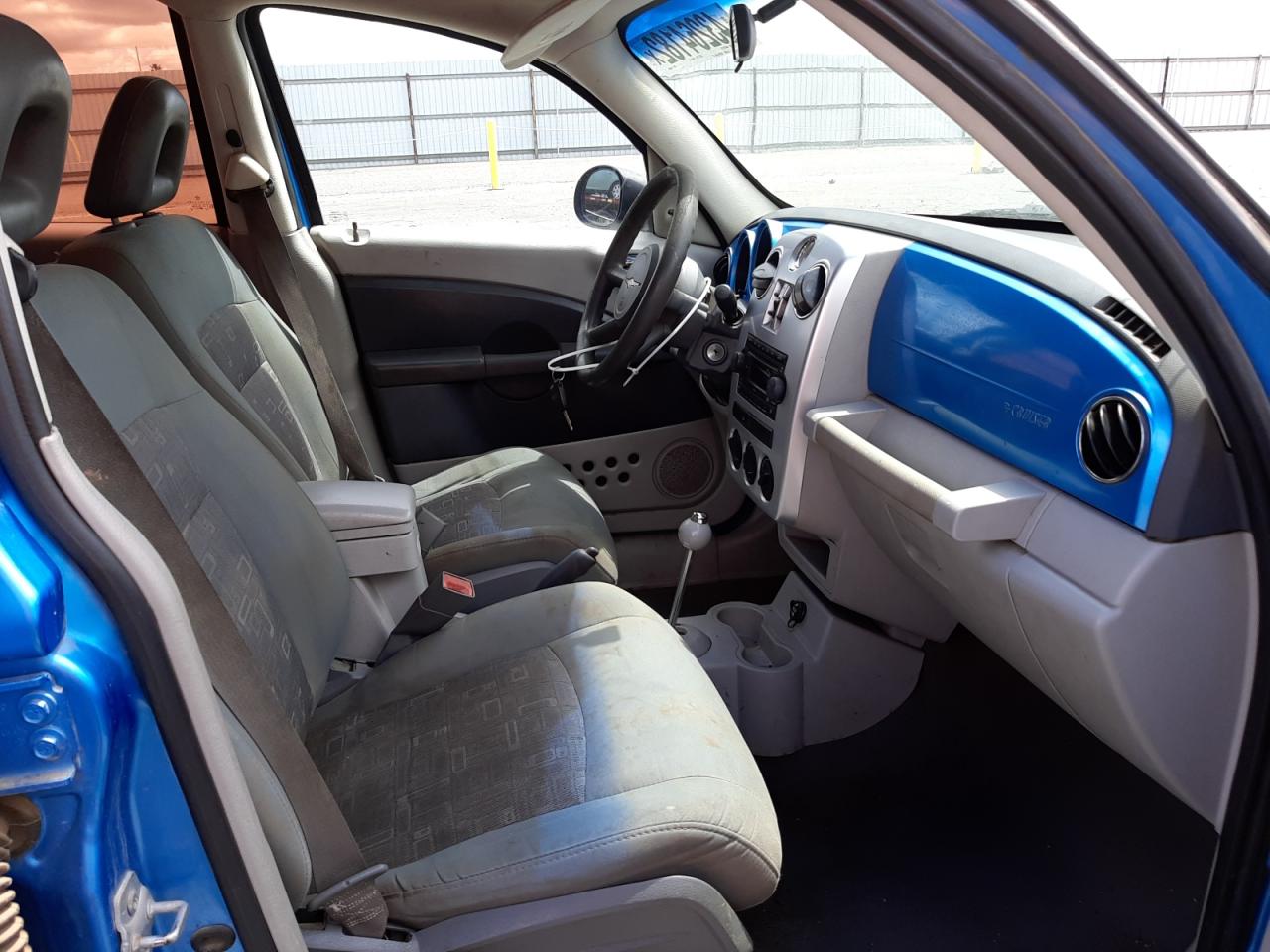 Photo 5 from auction – 2008 CHRYSLER PT CRUISER with VIN 3A8FY48B18T105993