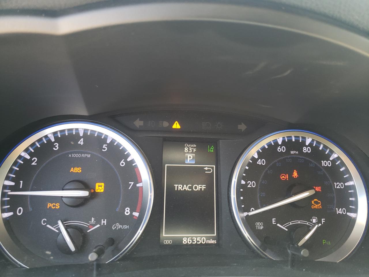Photo 8 from auction – 2016 TOYOTA HIGHLANDER with VIN 5TDYKRFH4GS126996