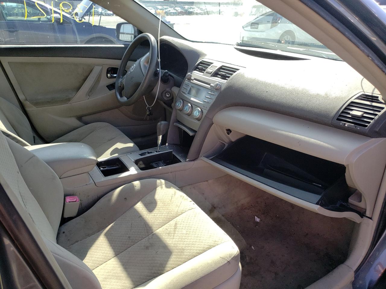 Photo 5 from auction – 2007 TOYOTA CAMRY CE with VIN JTNBE46KX73045221