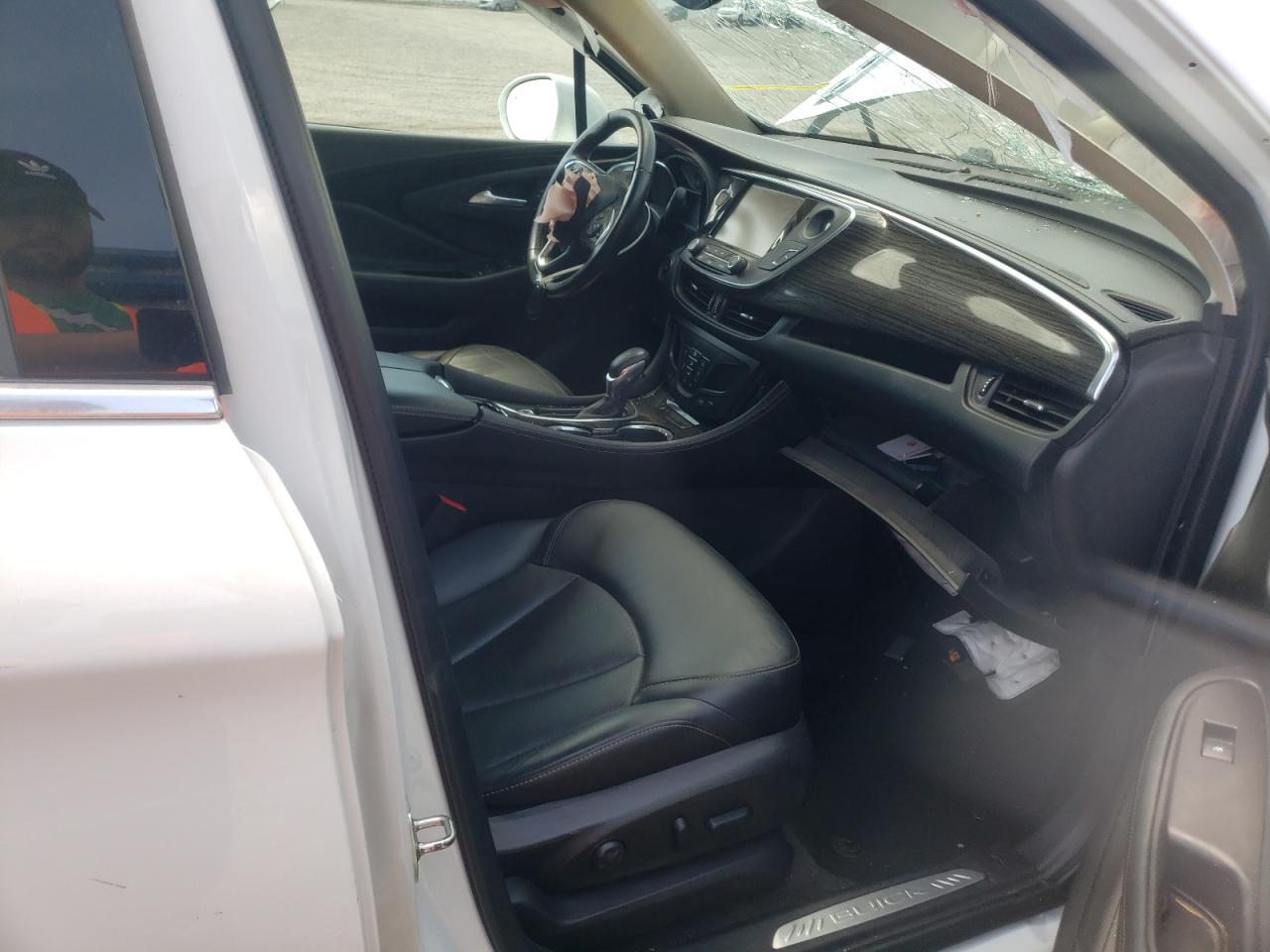 Photo 5 from auction – 2018 BUICK ENVISION E with VIN LRBFX2SA5JD080993