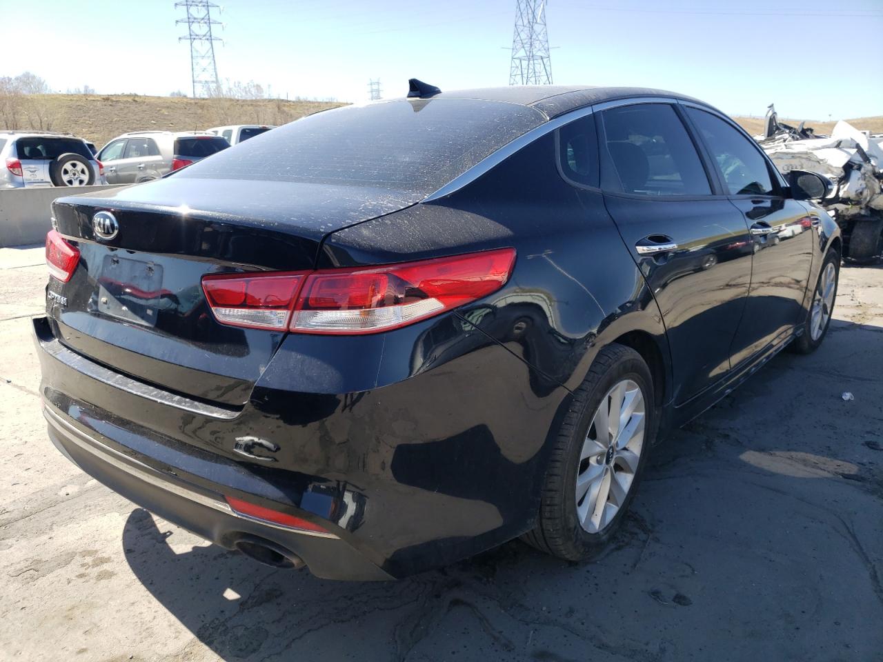 Photo 4 from auction – 2016 KIA OPTIMA LX with VIN 5XXGT4L33GG059815