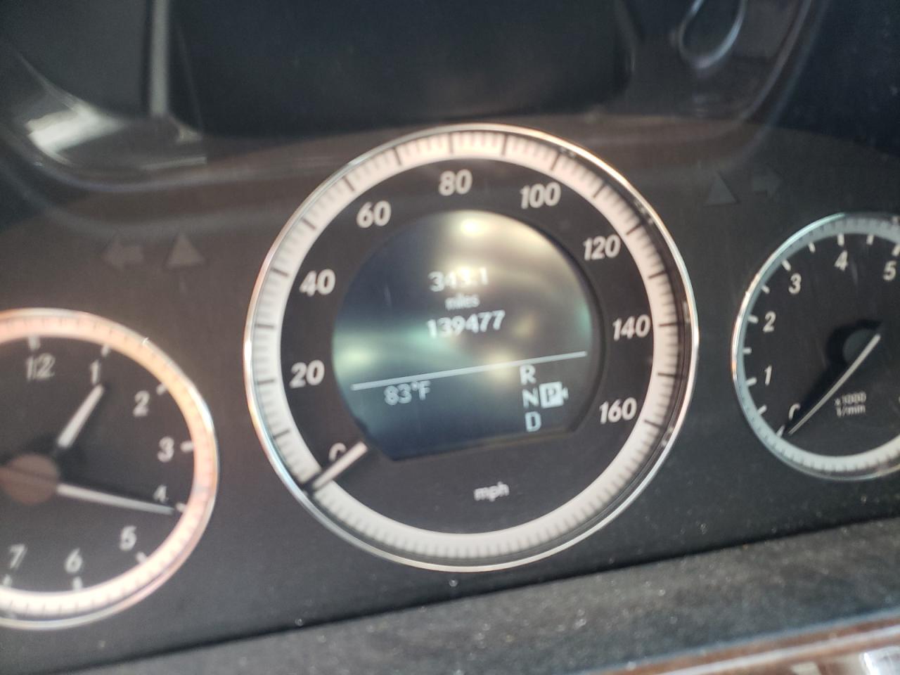 Photo 8 from auction – 2011 MERCEDES-BENZ E 350 with VIN WDDHF5GBXBA343259