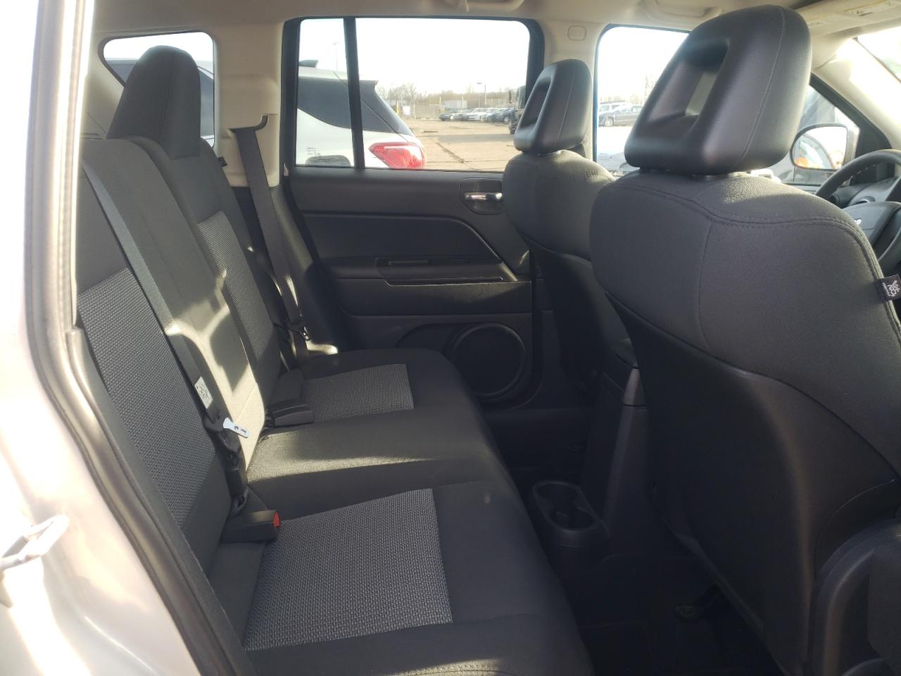 Photo 6 from auction – 2009 JEEP COMPASS SP with VIN 1J4FT47BX9D128570