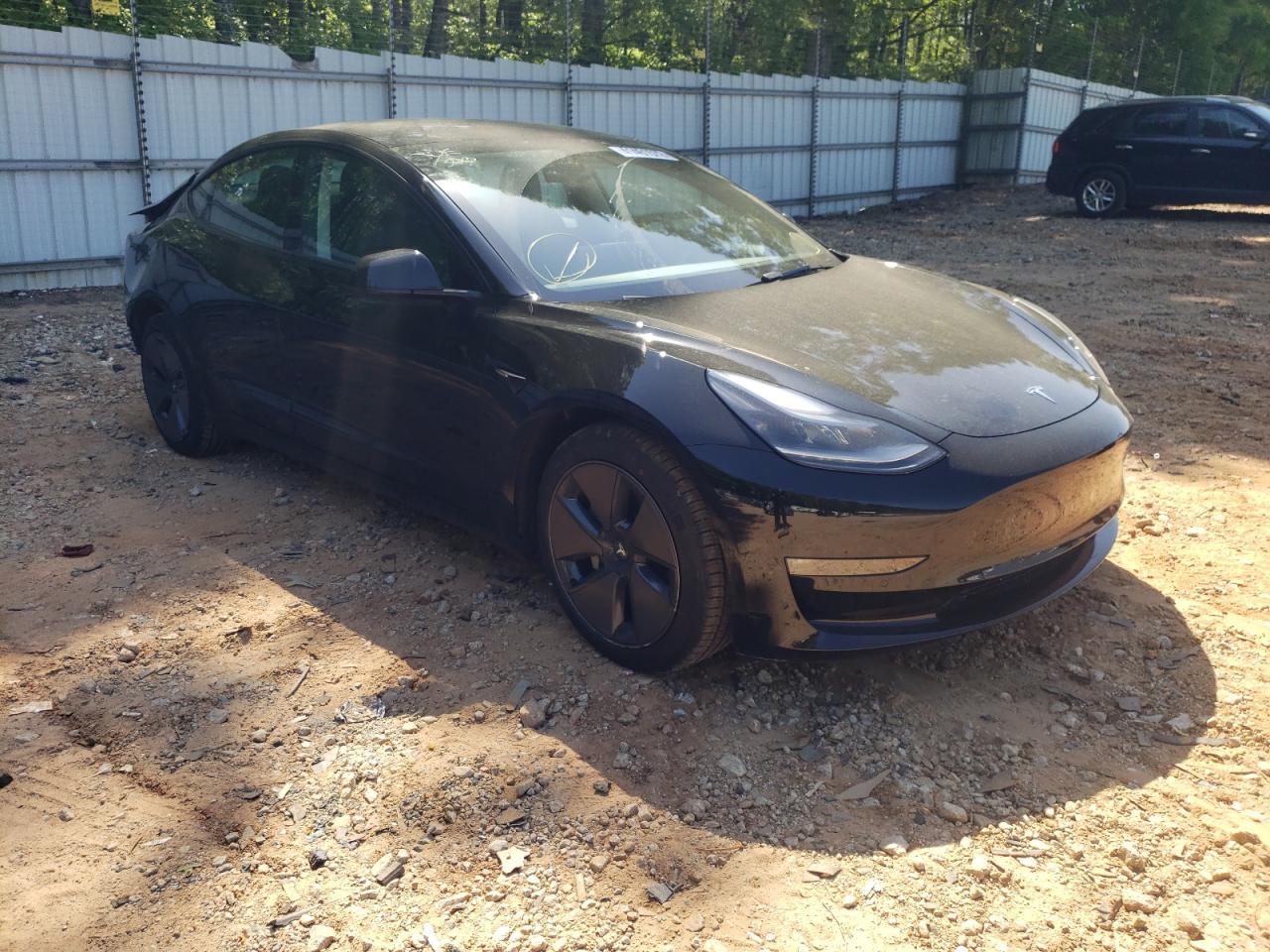 TESLA MODEL 3 2022 with VIN 5YJ3E1EB1NF105590 - Photo from auction