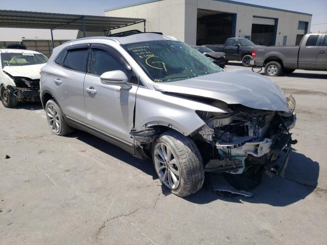 LINCOLN MKC SELECT 2018 with VIN 5LMCJ2C94JUL14561 - Photo from auction