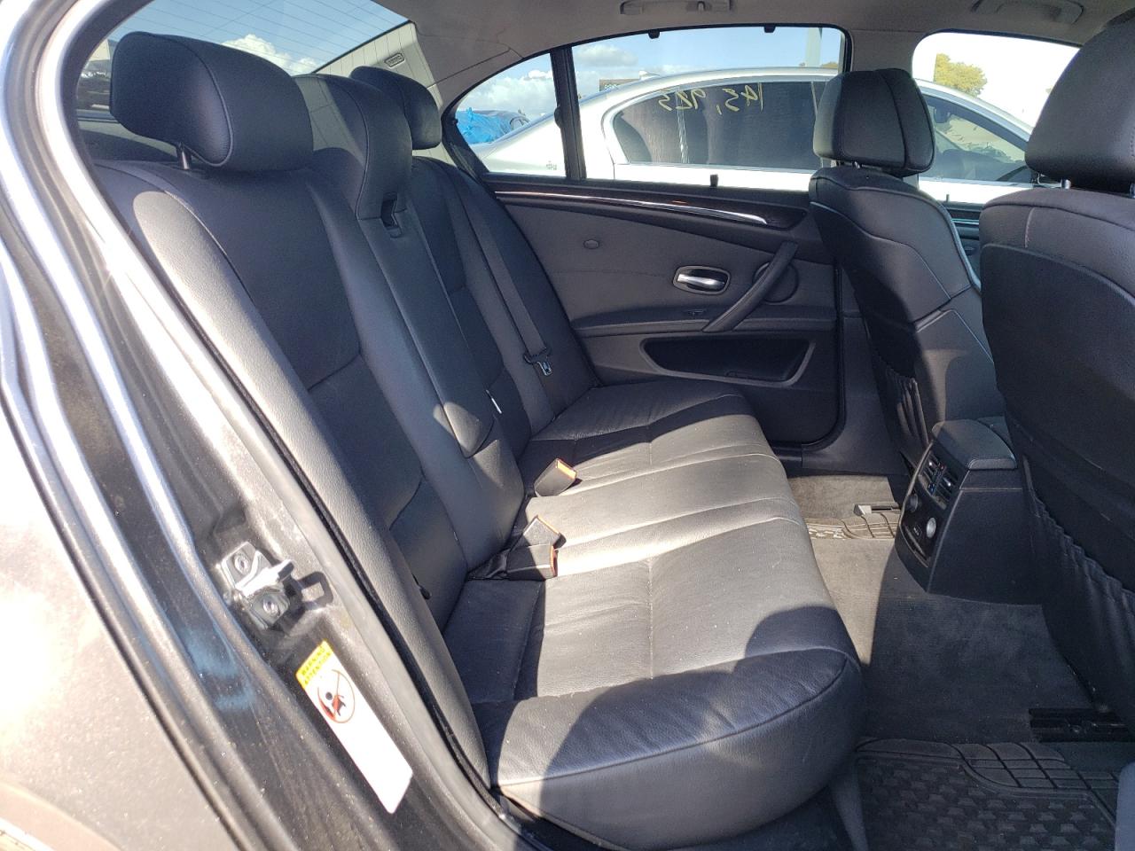 Photo 6 from auction – 2008 BMW 550 I with VIN WBANW53588CT51612