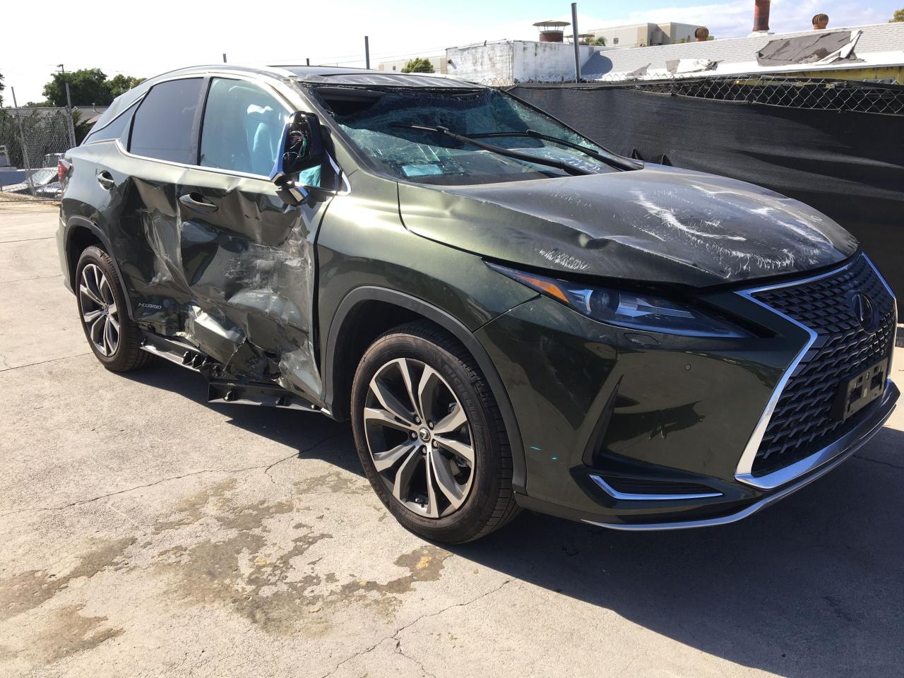 LEXUS RX 450H 2022 z numerem VIN 2T2HGMDA4NC072546 - Zdjęcie z aukcji