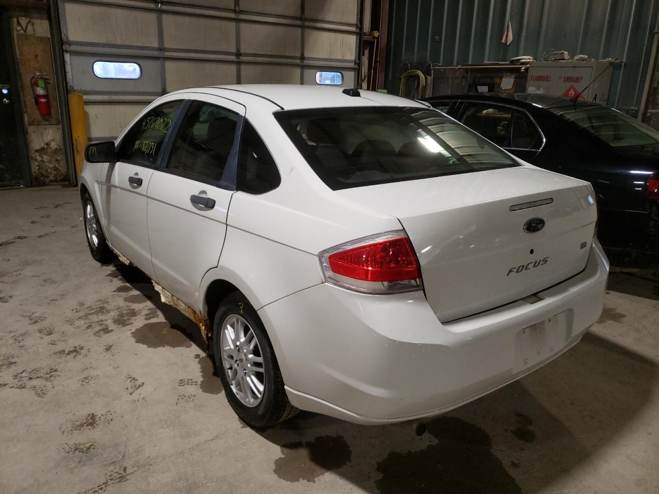 Photo 3 from auction – 2009 FORD FOCUS SE with VIN 1FAHP35N39W120976