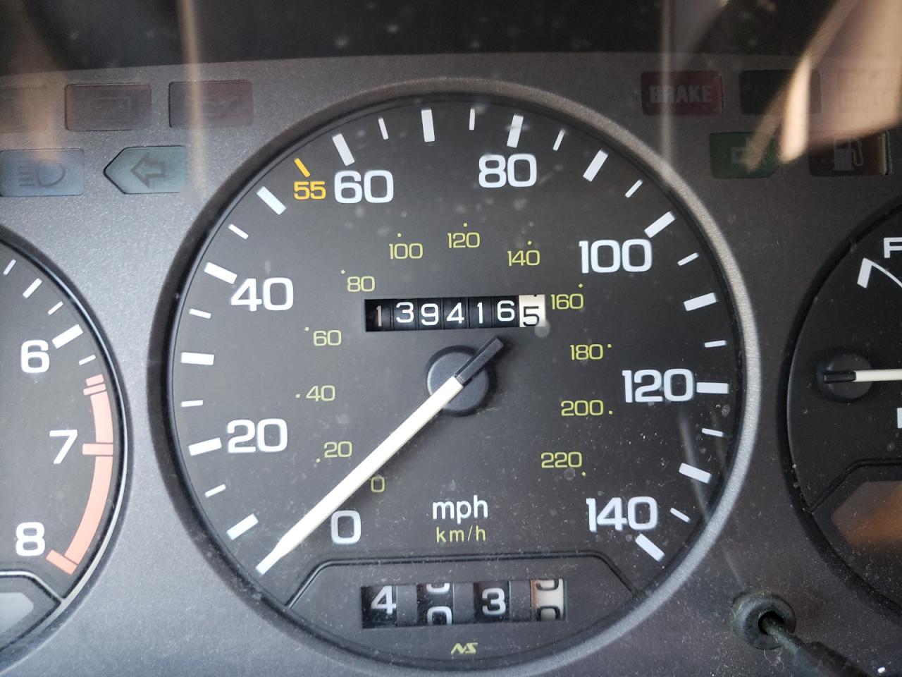 Photo 8 from auction – 1990 ACURA LEGEND with VIN JH4KA4646LC017331
